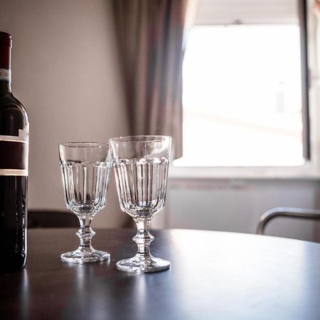 Suite Contemporanea Tra Le Vie Storiche Moneglia Exterior foto