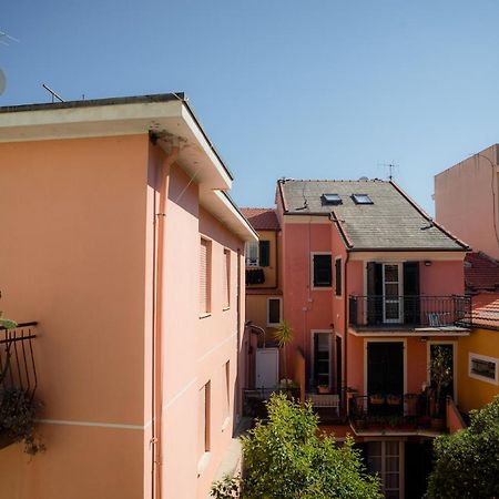 Suite Contemporanea Tra Le Vie Storiche Moneglia Exterior foto