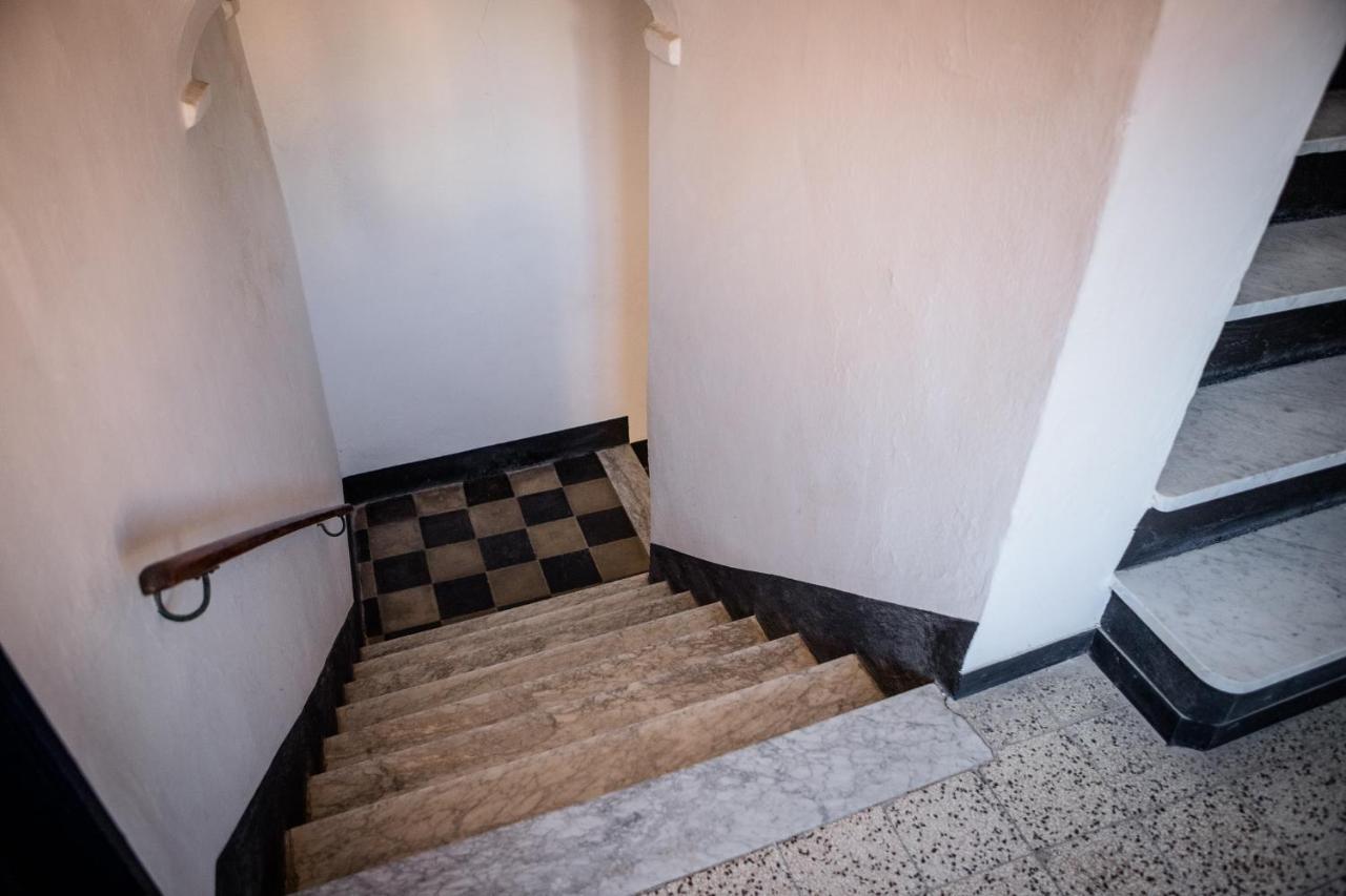 Suite Contemporanea Tra Le Vie Storiche Moneglia Exterior foto